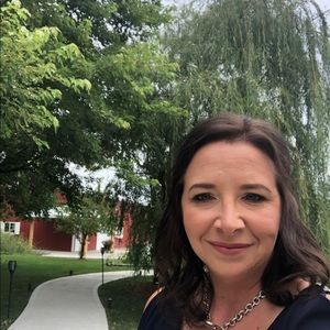 Meet your Posher, Alisha